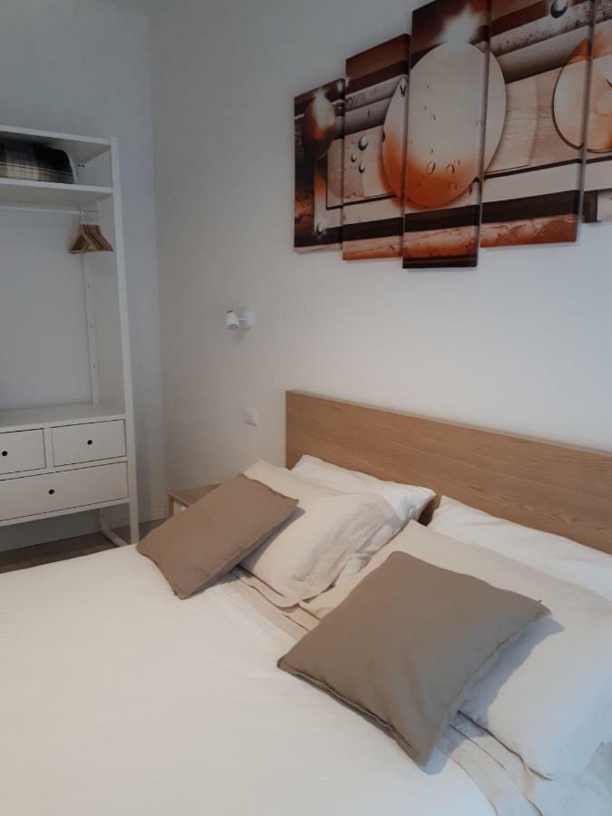 Soleluna Fiera 6 Rooms Болонья Экстерьер фото